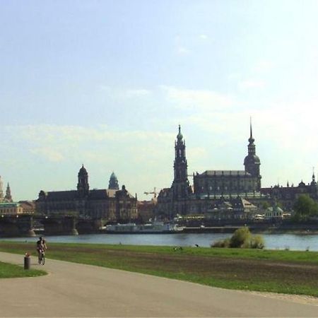 Exklusive Ferienwohnung An Der Elbe Дрезден Екстериор снимка